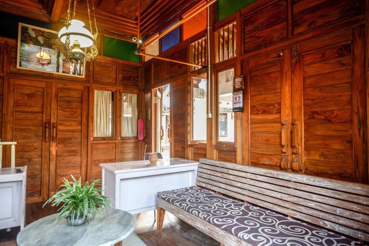 Reddoorz Syariah Near Plengkung Gading 2 Hotell Yogyakarta Exteriör bild